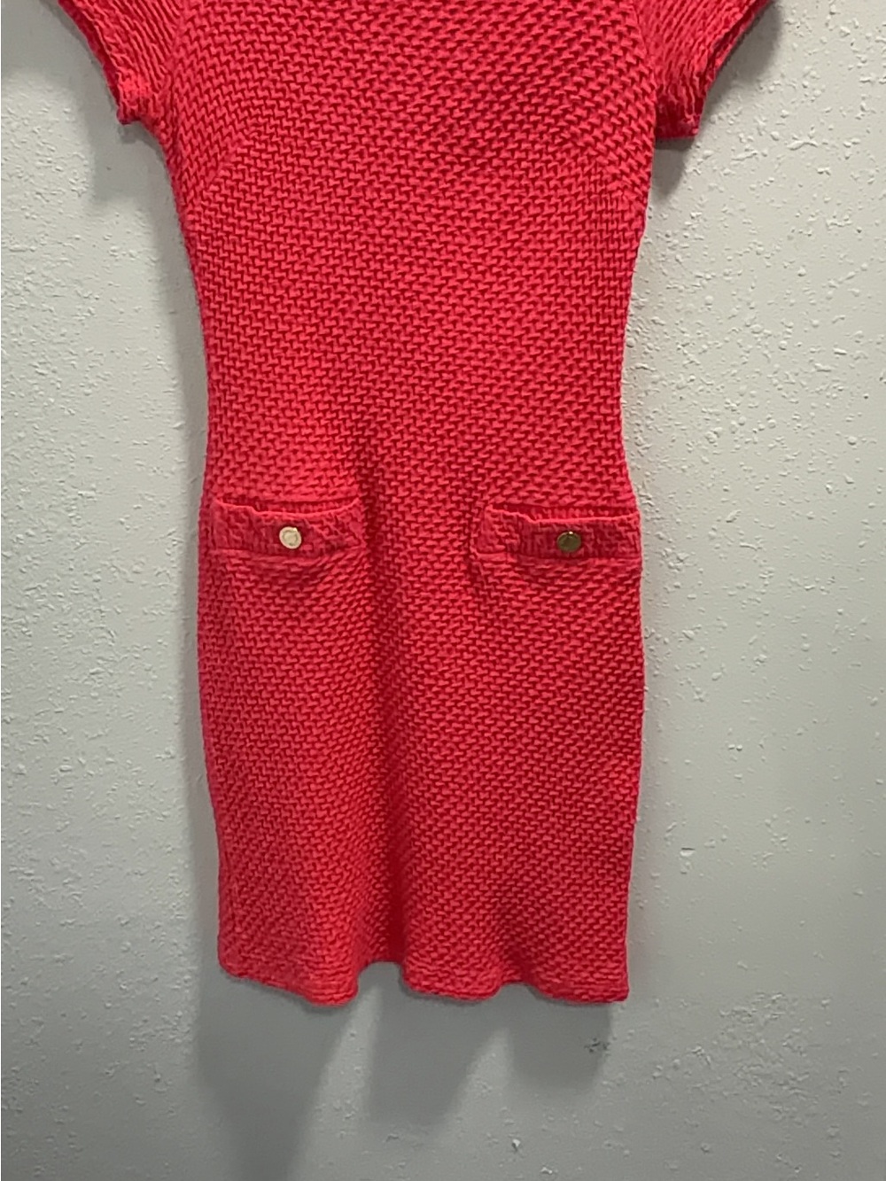 Lilly Pulitzer Coco Short Sleeve Shift
Cotton Dress Island Coral - Picture 4 of 6